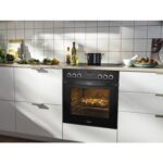 Four encastrable électrique - Constructa - CH8M61762 – 60x60 cm – Inox noir – 71L – Affichage LED – Boutons rotatifs – Image 2