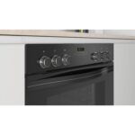 Four encastrable électrique - Constructa - CH8M61762 – 60x60 cm – Inox noir – 71L – Affichage LED – Boutons rotatifs – Image 3